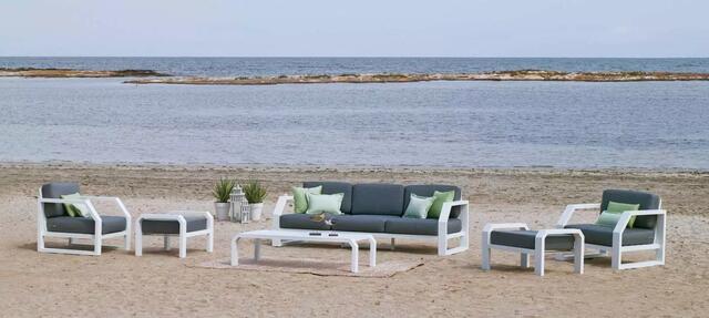 Hevea Zafiro 3 seater sofa set with footstools & Coffee Table