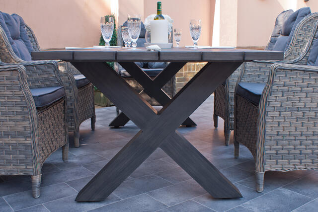 180 x 94cm Aluminium Dining Table