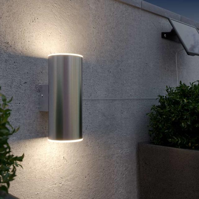Chester Up & Down Solar Wall Light Chester Up & Down Solar Wall Light