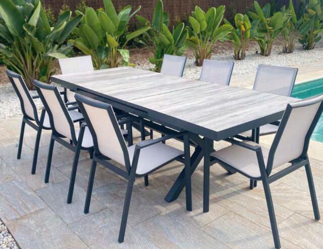 Athens Antracite Aluminium 200/260 x 100 x 75cm Extendable Dining Table (6-10) 