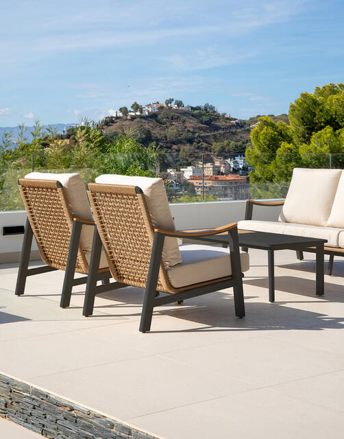 Zimbawe Aluminium Cream Sofa Set