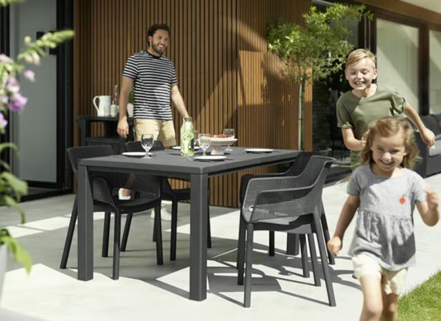 Julie Dining Table