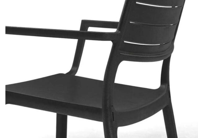 Metalea 6 Seater Dining Set