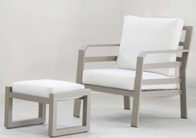 Kravi 2 Seater Sofa Set