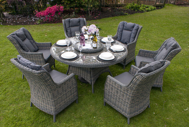 Jerez Flint 150cm dia. Dining Set