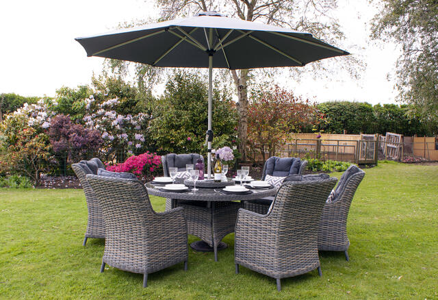 Jerez Flint 150cm dia. Dining Set