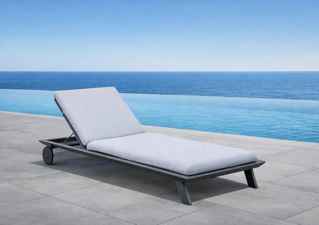 Angola White Aluminium Sun Lounger Angola White Aluminium Sun Lounger