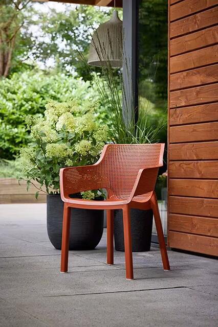 Julie Table & 6 Elisa Chairs