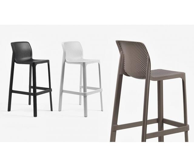 Cube 80 x 80 Bar Table & 4 Net Stool Set 