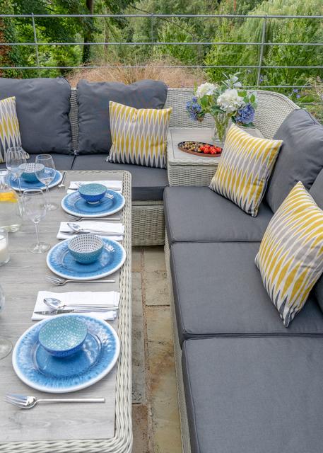 Bramblecrest Monterey Modular Sofa Set with Height Adj. Table