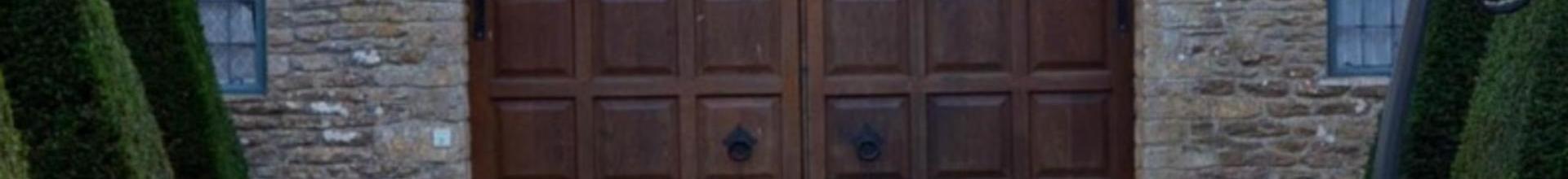 Bramblecrest Gloucester 3m Side Post Parasols Sand