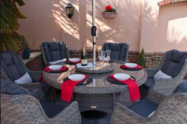 Rueda Woodash 150cm dia. Dining Set Rueda Woodash 150cm dia. Dining Set